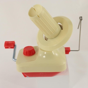 (048) Wool Winder