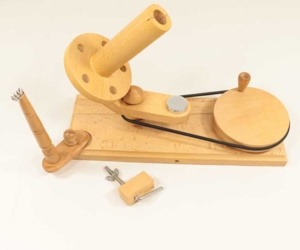 (034) Yarn Winder - Wood